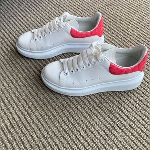 Alexander McQueen Platform Sneaker (Women) size 7US/37EU white/coral.